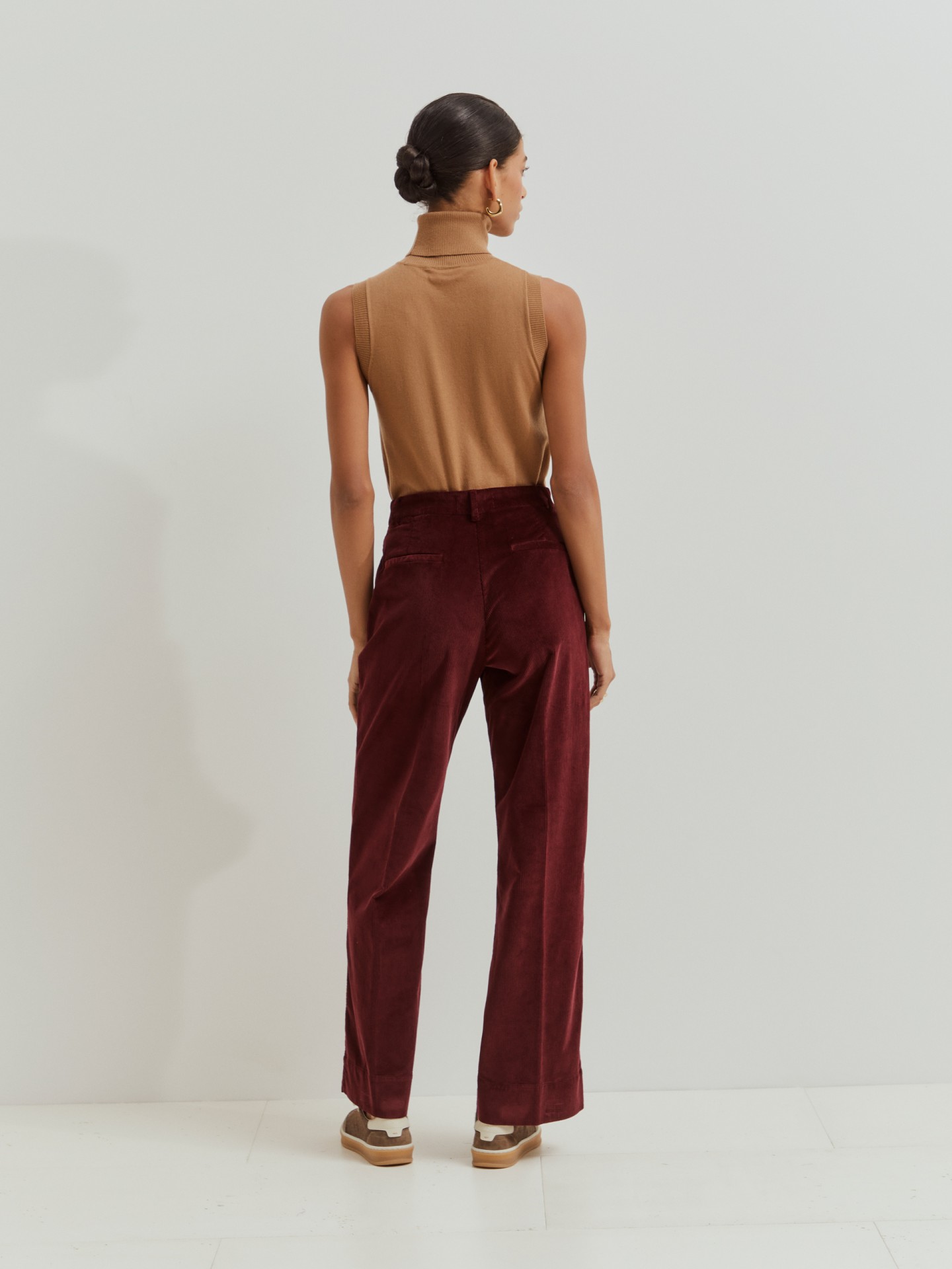 Pantalón ancho de pana