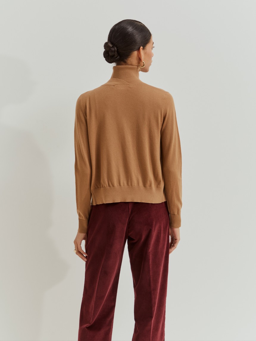 Wool knitted coat