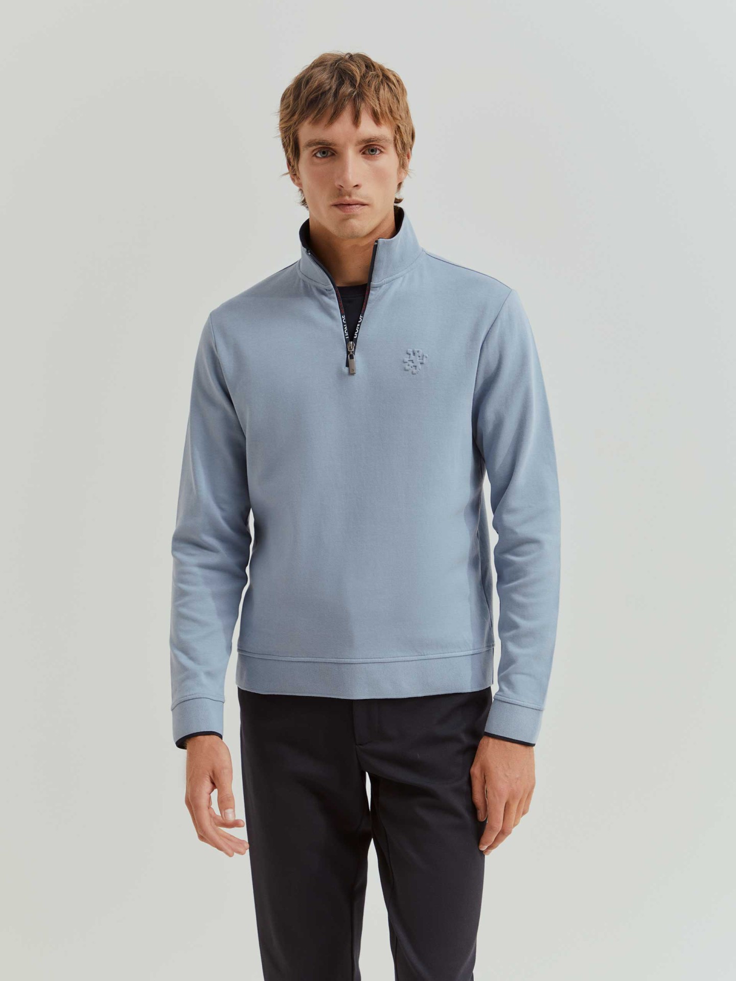 Sweater gola meio fecho