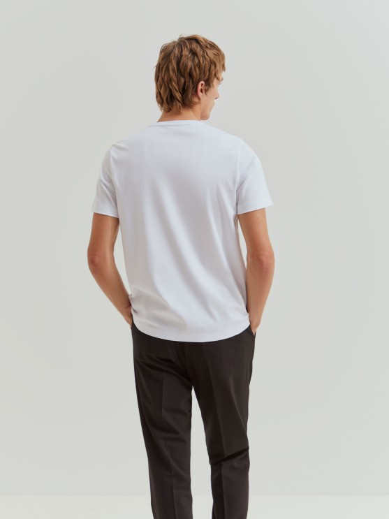 Basic cotton t-shirt