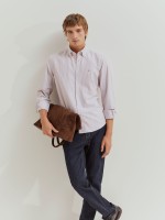 Camisa slim fit �s riscas
