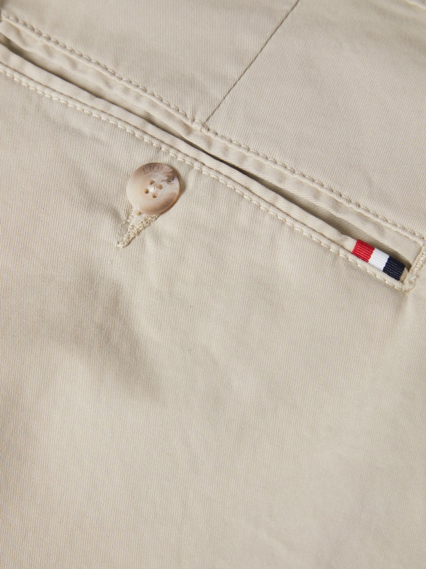 Bermudas chino