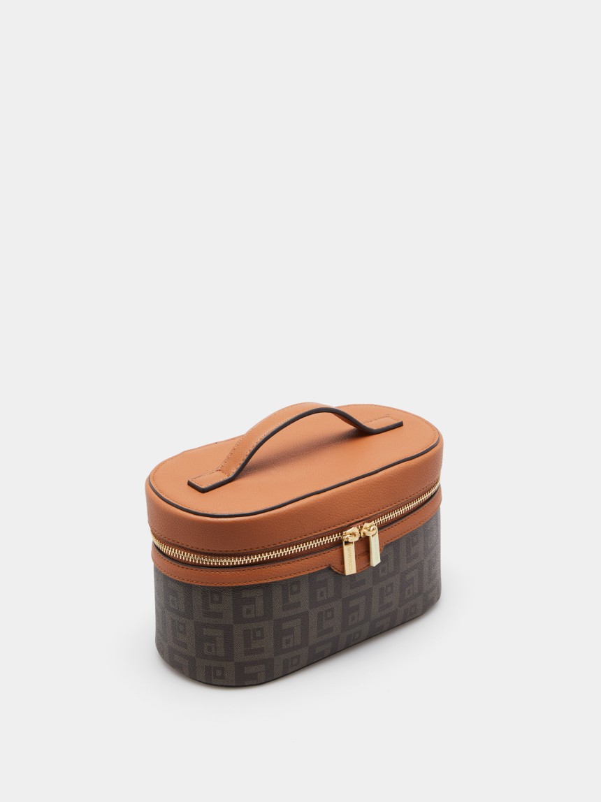 Toiletry bag with transparent case