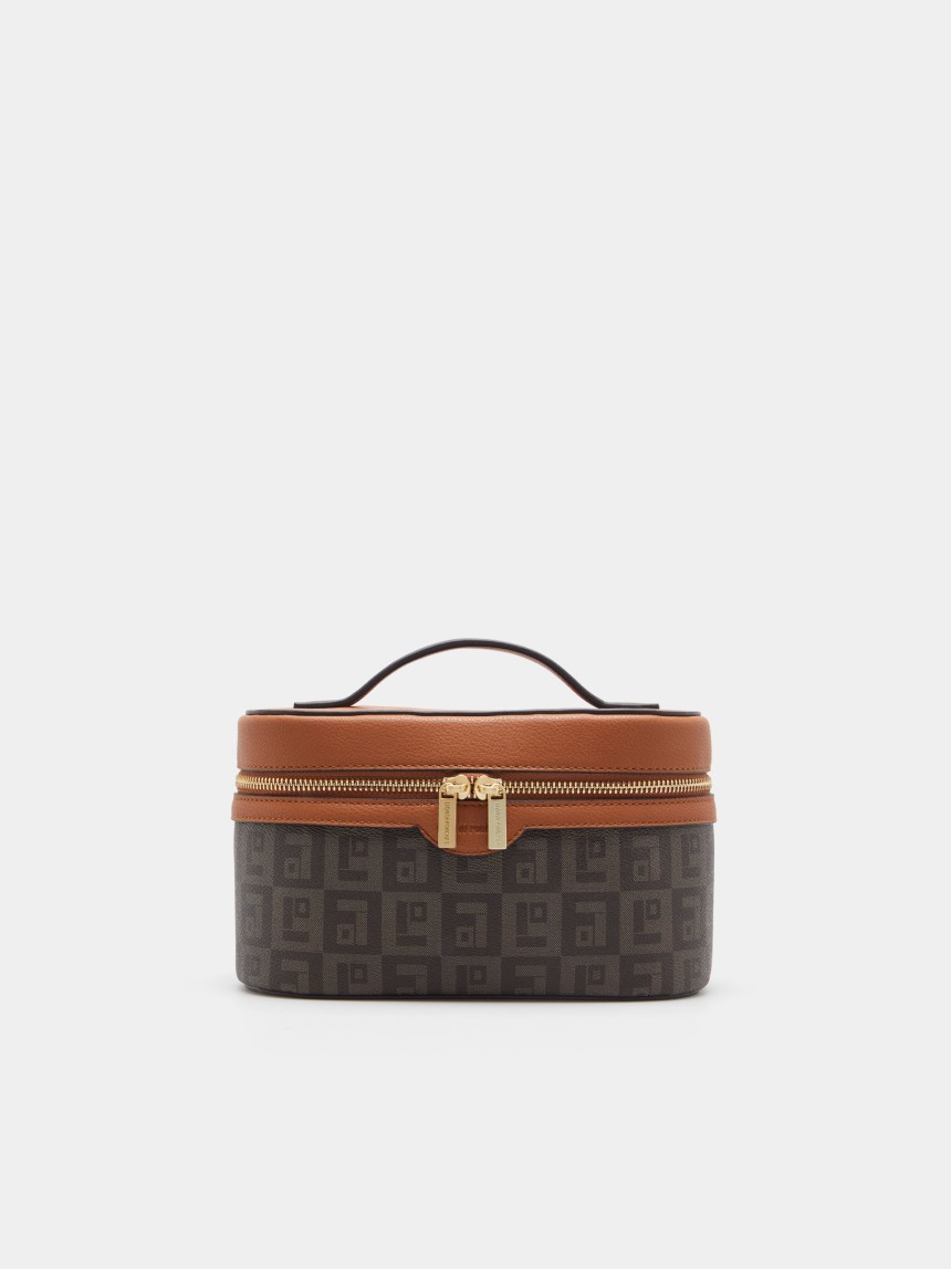 Toiletry bag with transparent case
