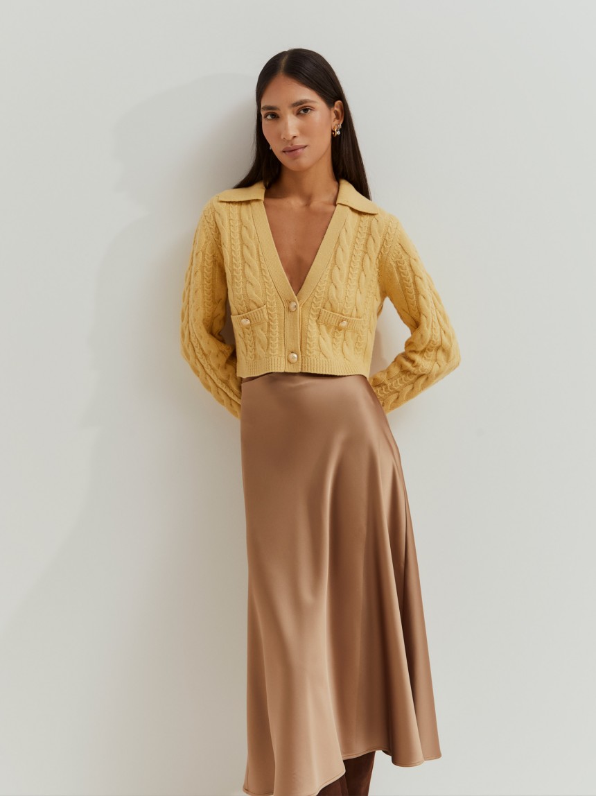 Saia midi acetinada
