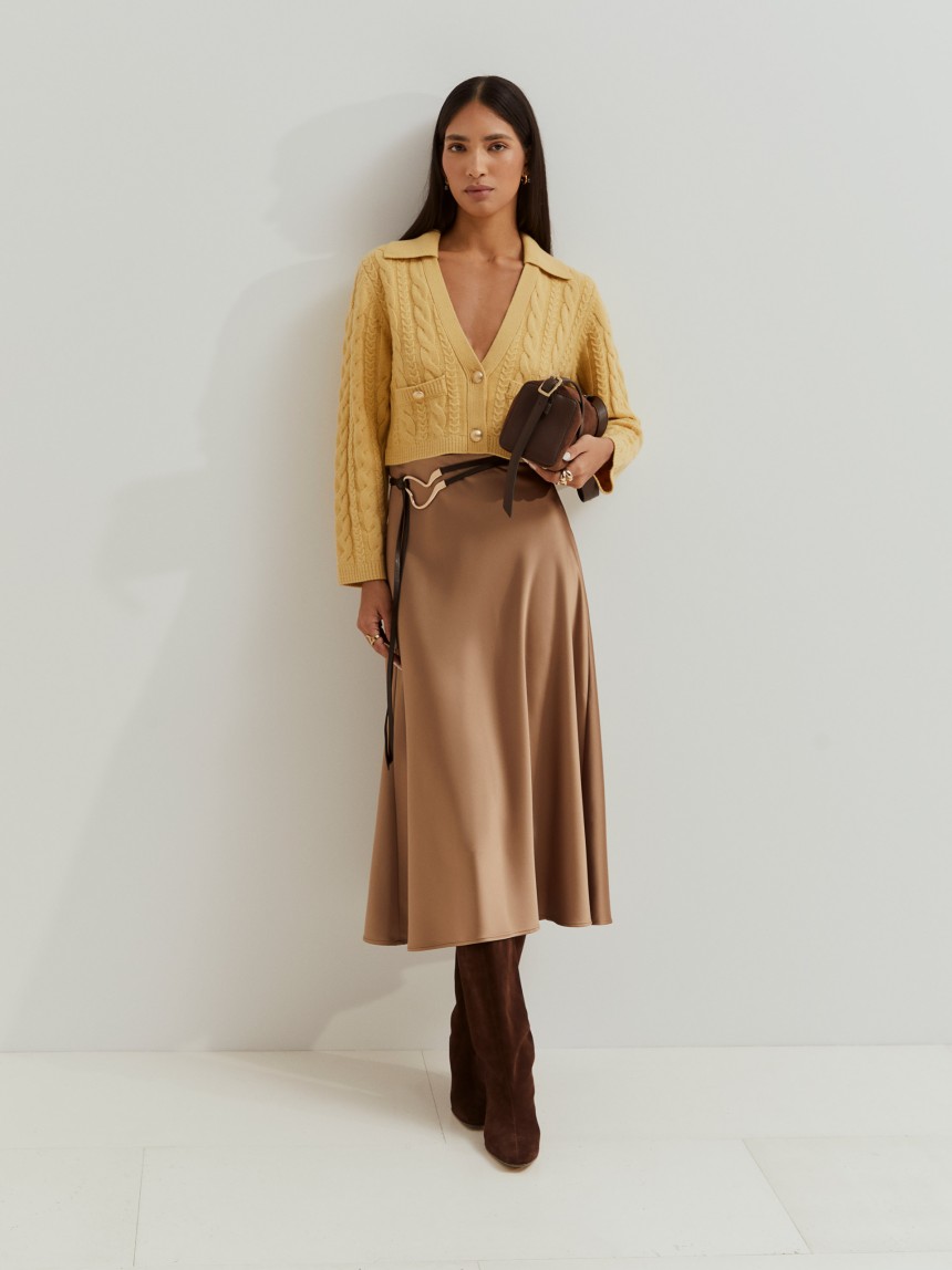 Saia midi acetinada