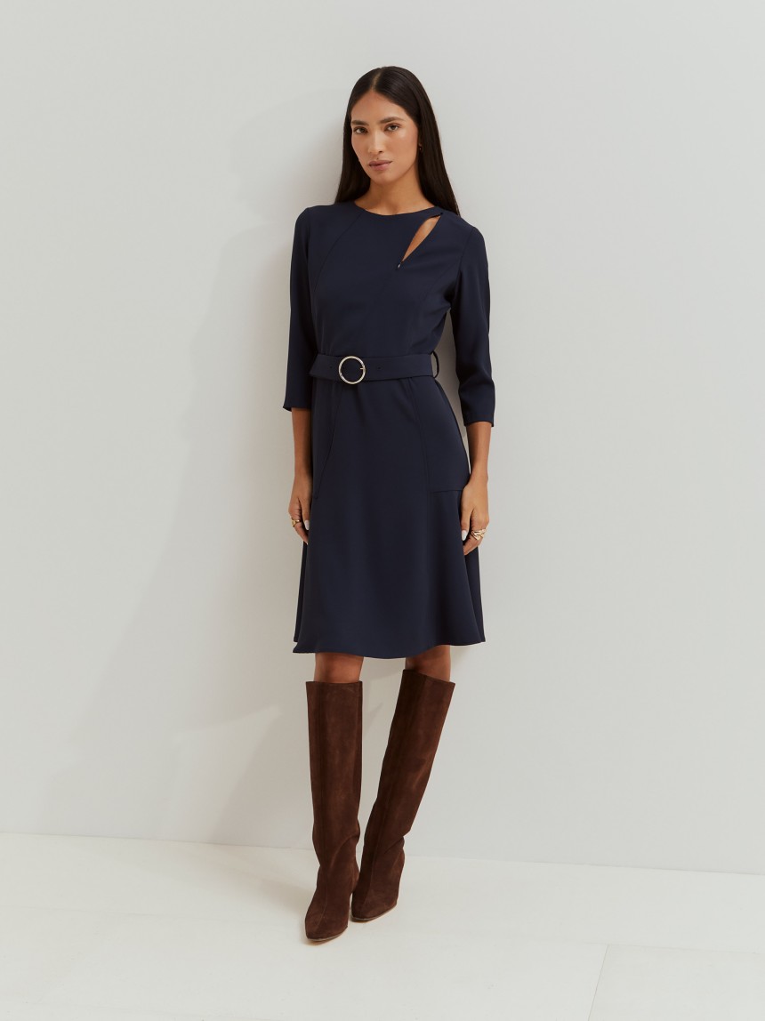 Short dress with belt