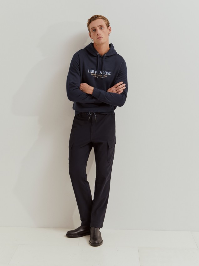 Sweatshirt com capuz