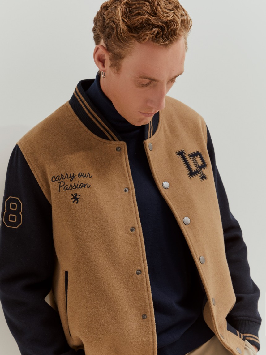 Blus�o bomber