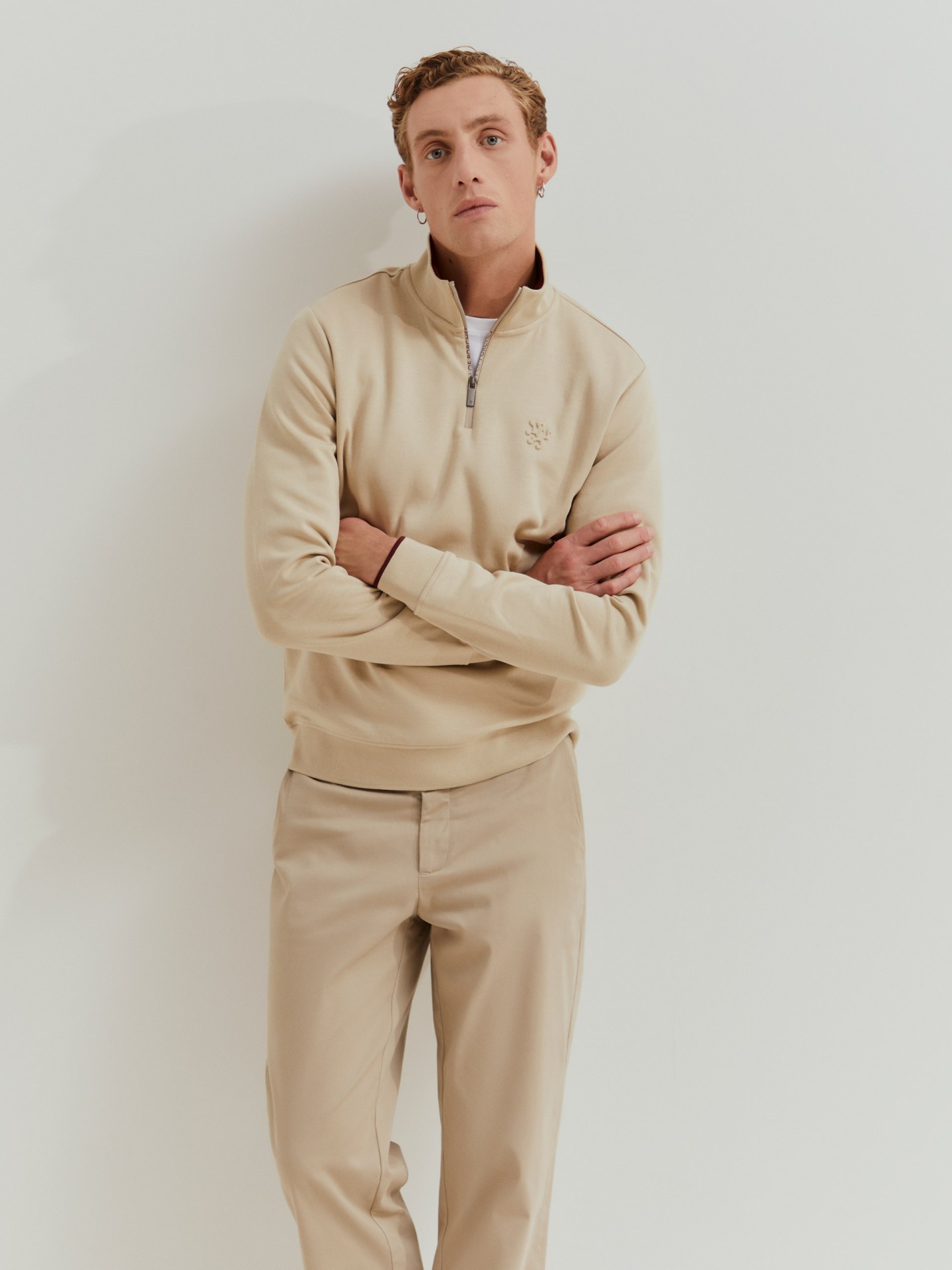 Sweater gola meio fecho