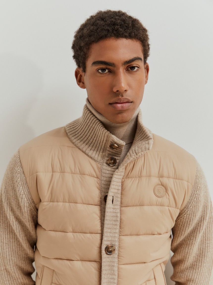 Blus�o com l�