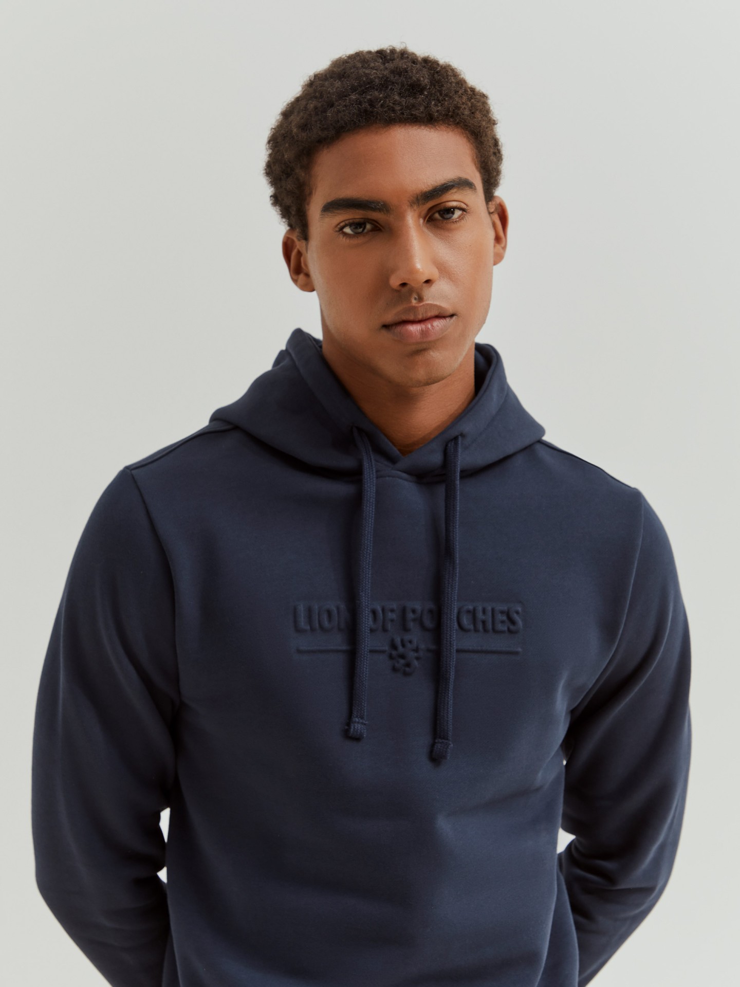 Sweatshirt com capuz