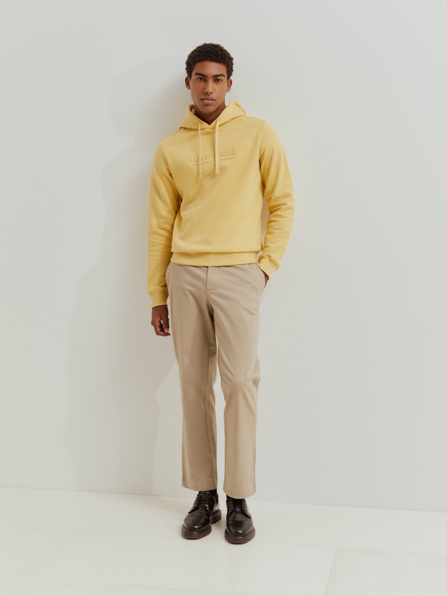 Sudadera con capucha