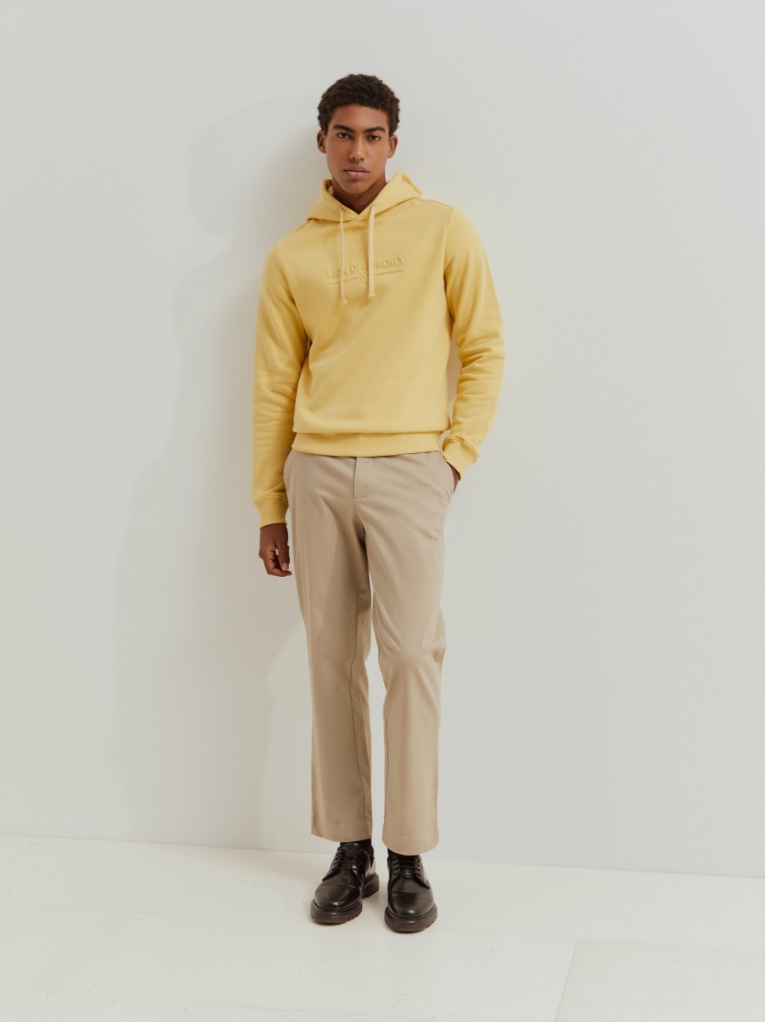 Sweatshirt com capuz