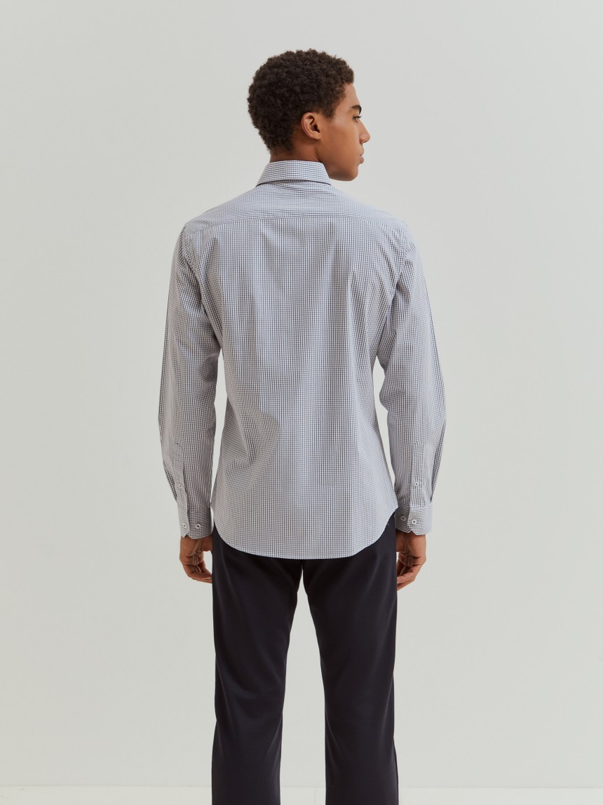 Camisa slim fit quadrados