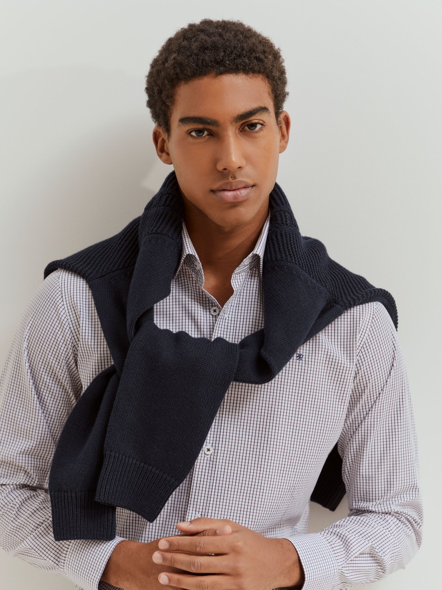 Camisa slim fit quadrados