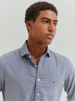 Camisa slim fit micropadr�o