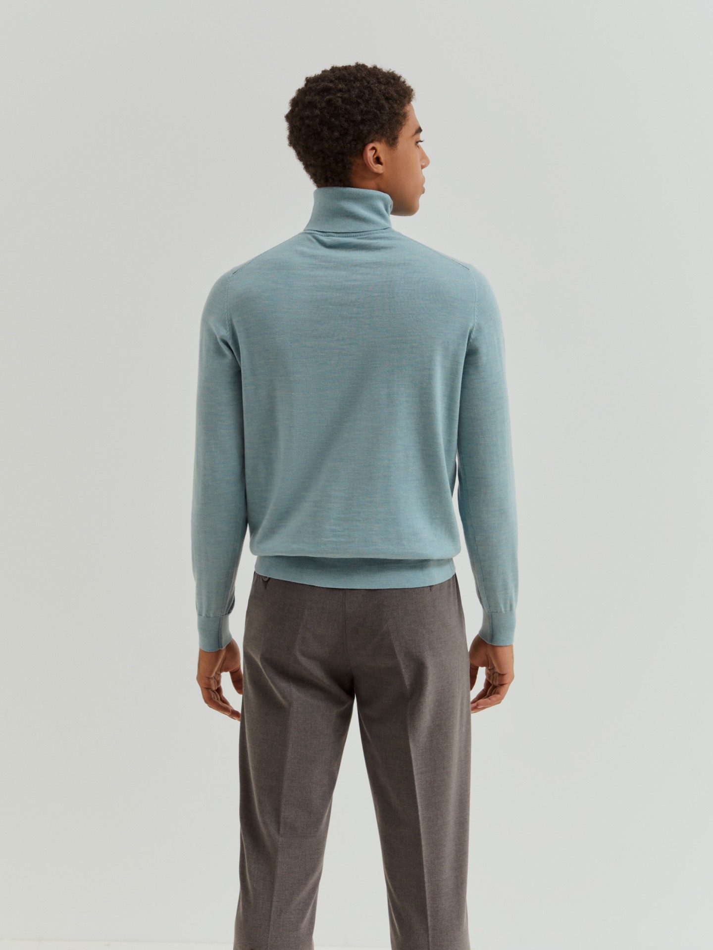 Camisola de gola alta