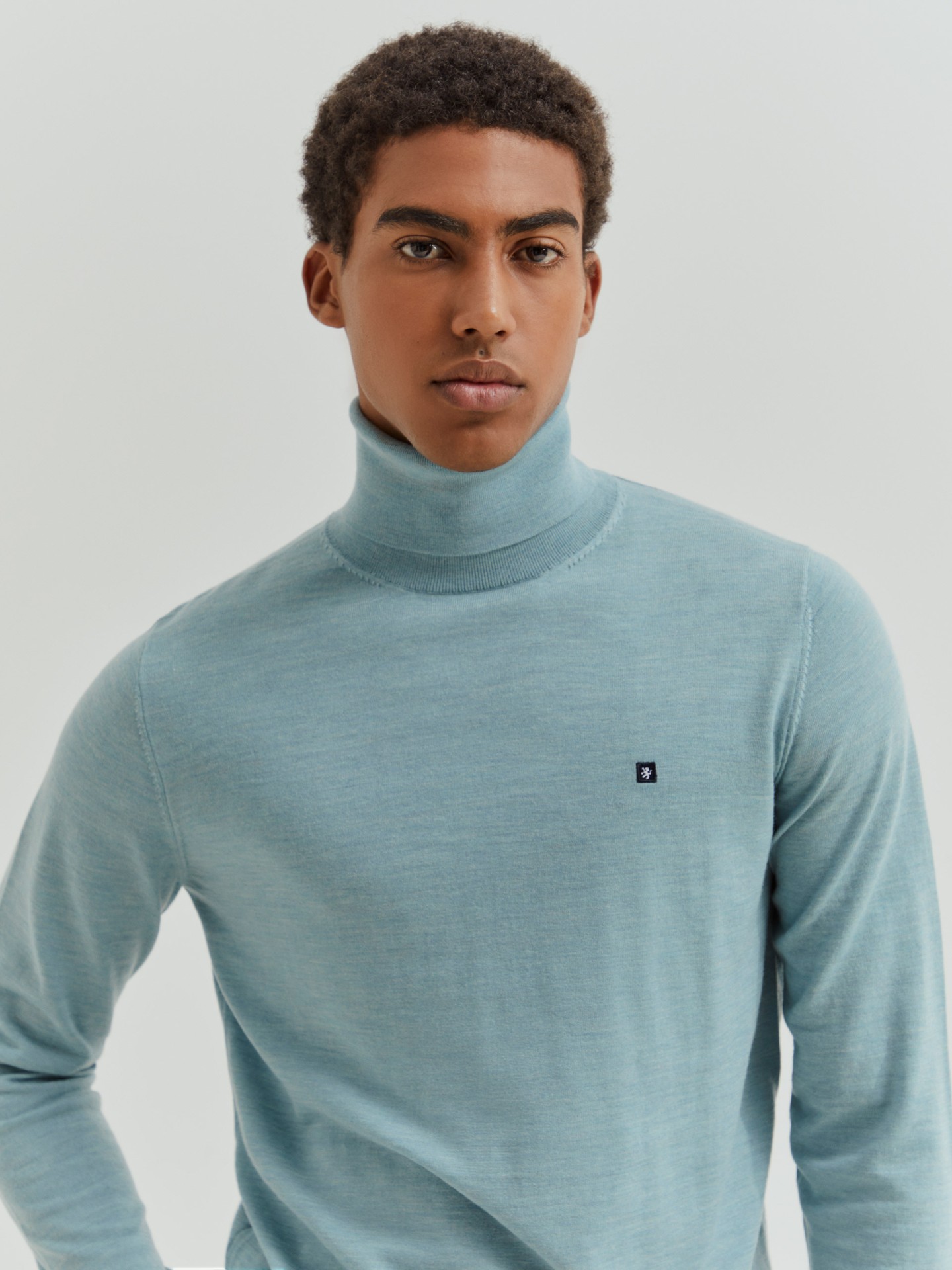 Camisola de gola alta