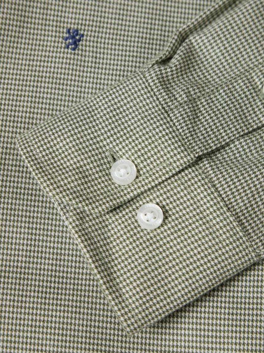 Camisa slim fit micropadr�o