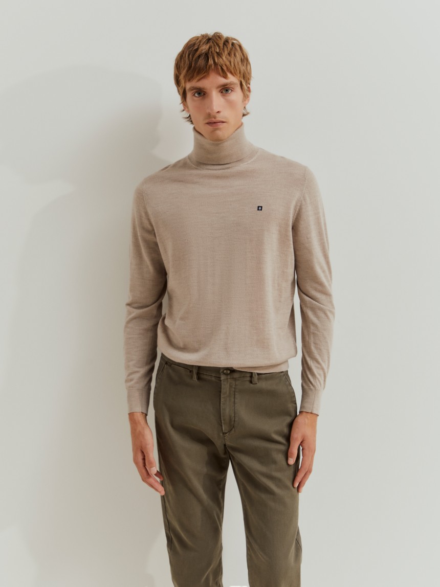 Cal�as chino regular fit
