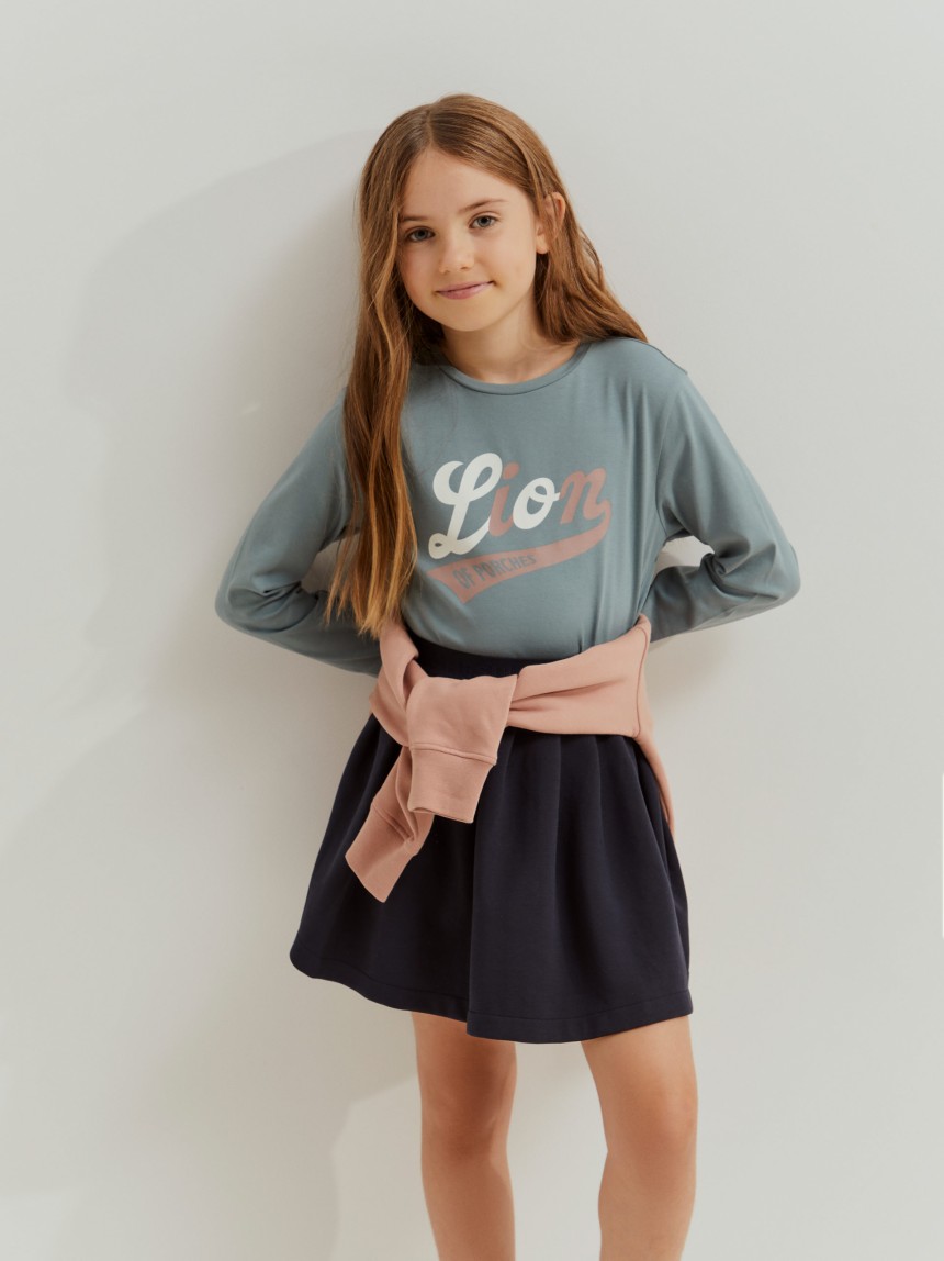 Long-sleeved shirt
