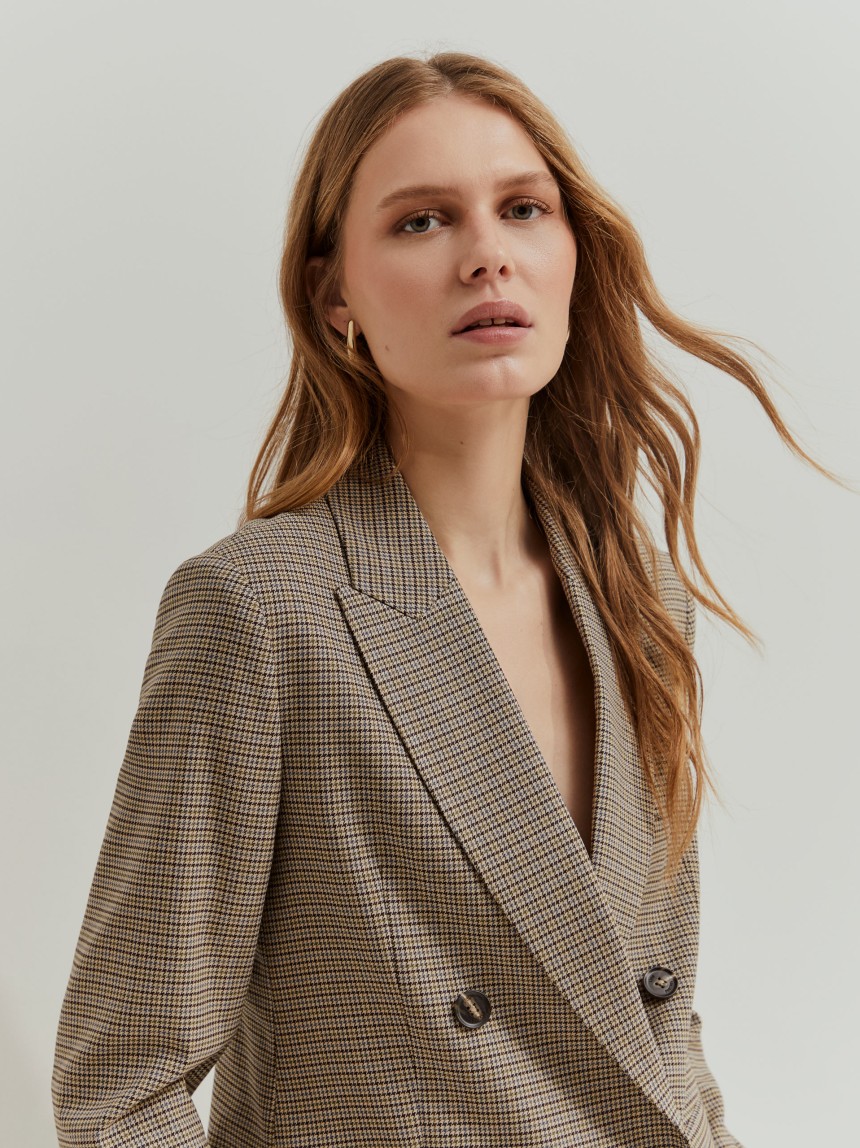 Blazer with oversleeve