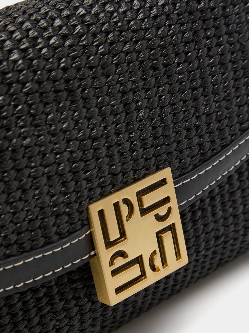 Textured shoulder bag