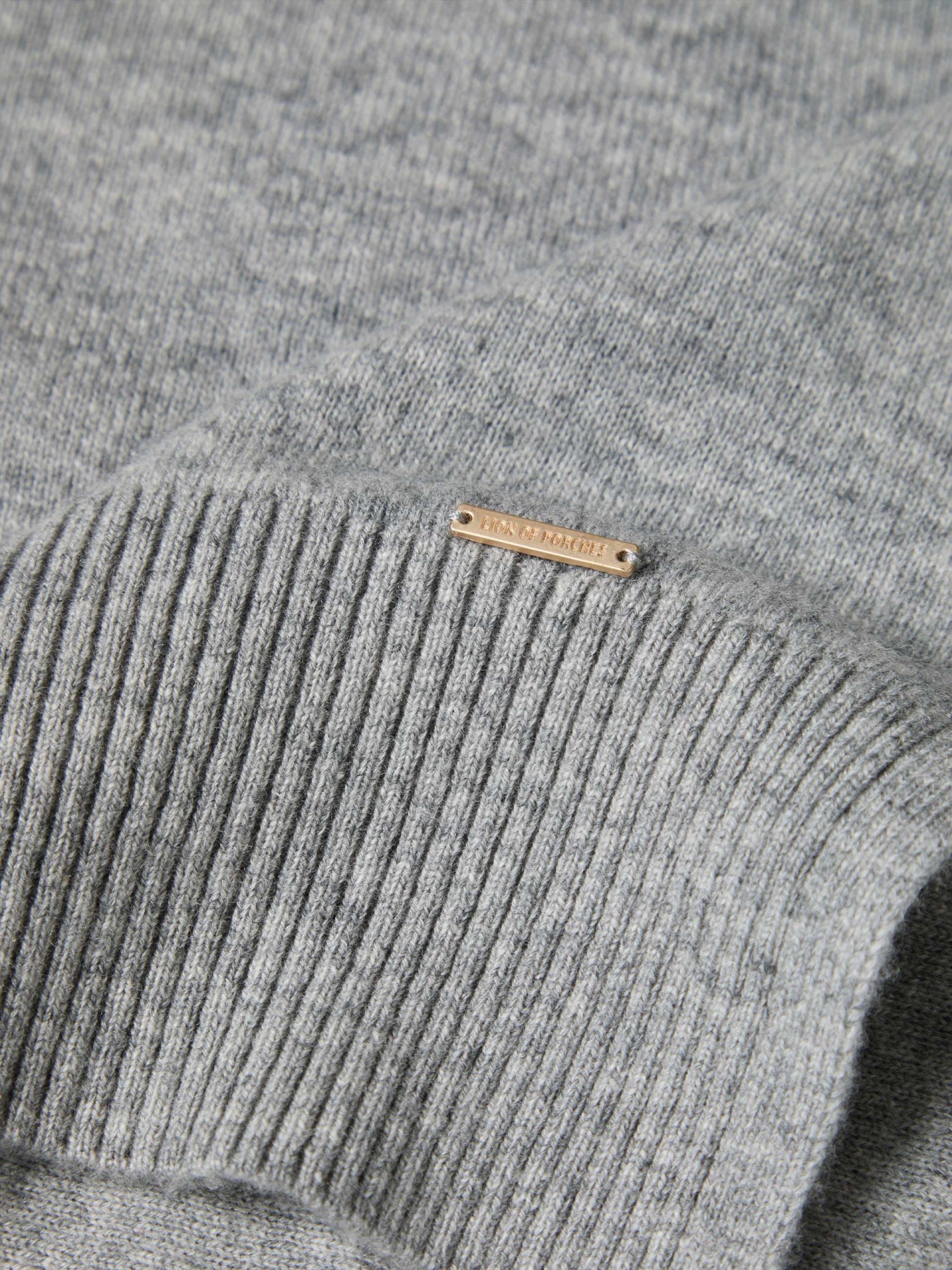Camisola Gola Alta