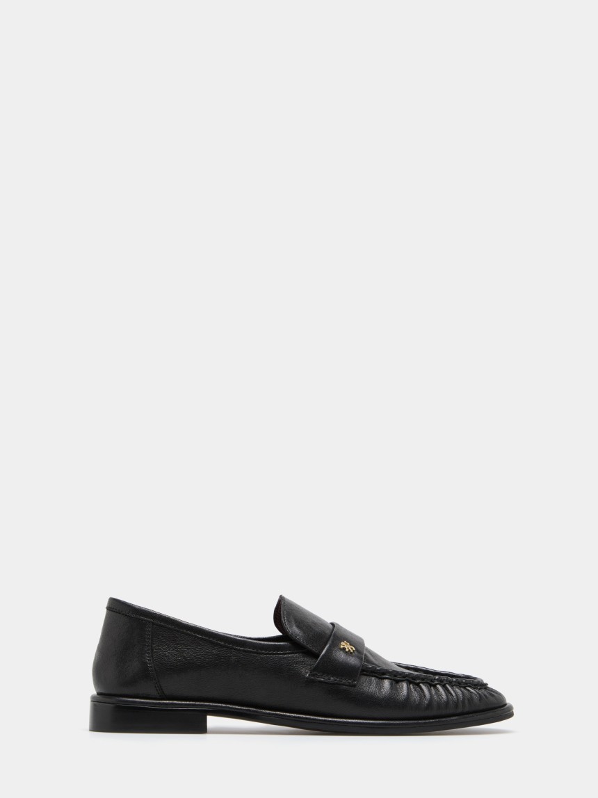 Mocassins de pele