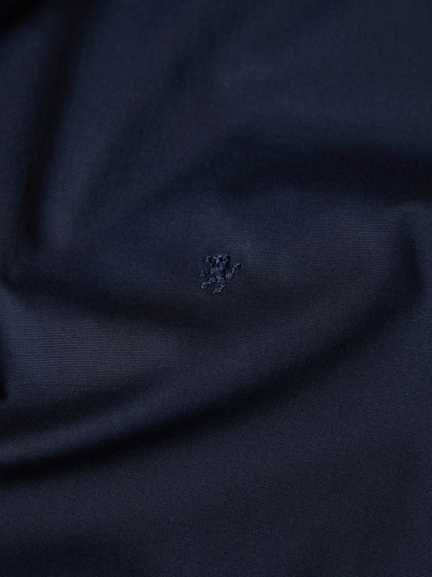 Slim-fit cotton shirt