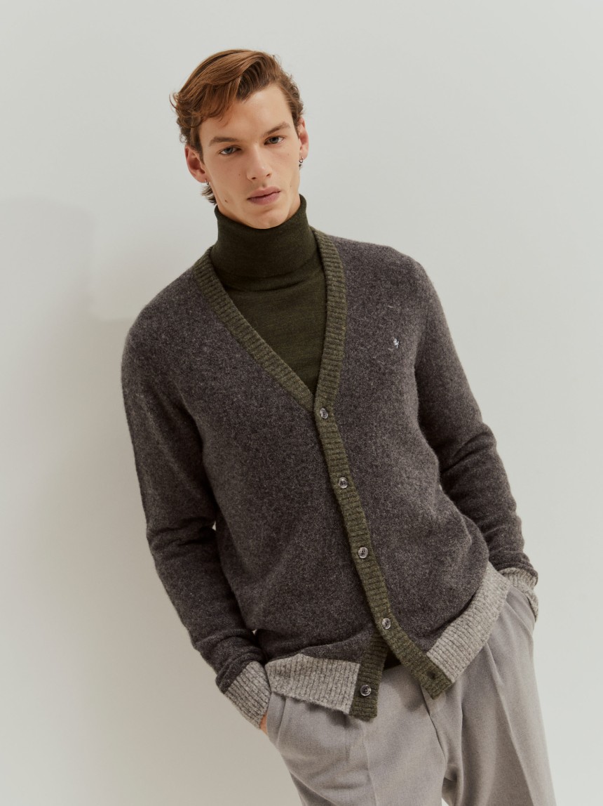 Wool knitted jacket
