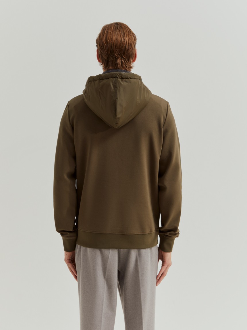 Sweater com Capuz