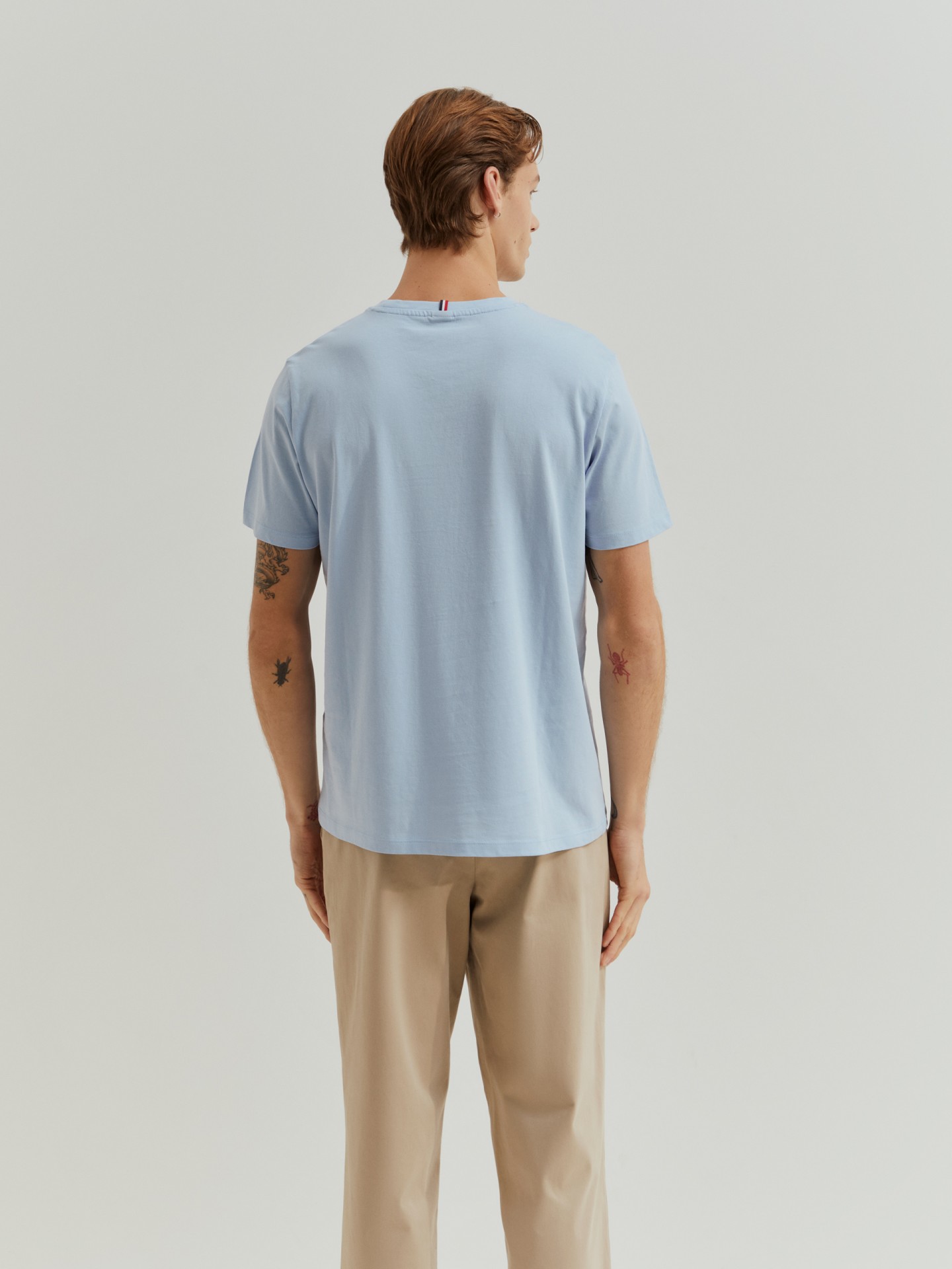 T-shirt básica de algodão