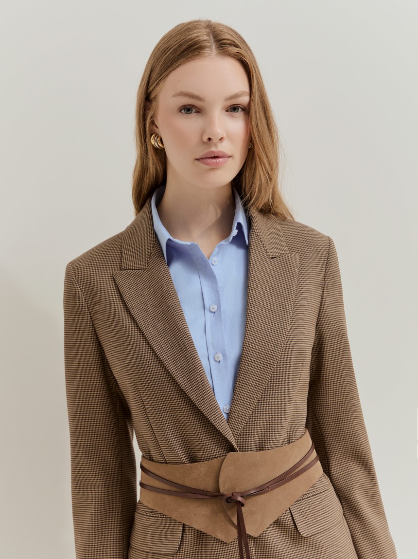 Blazer in houndstooth pattern