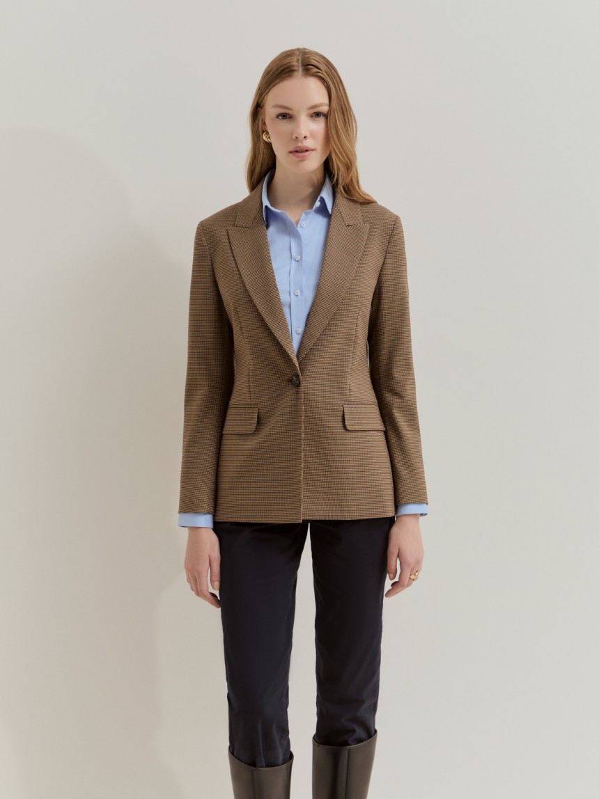 Blazer in houndstooth pattern