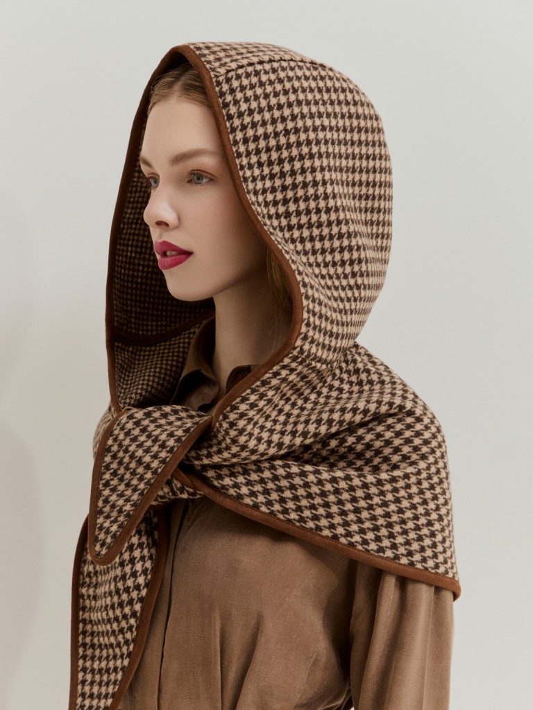 Hood with integrated scarf in houndstooth pattern - LP006711_899