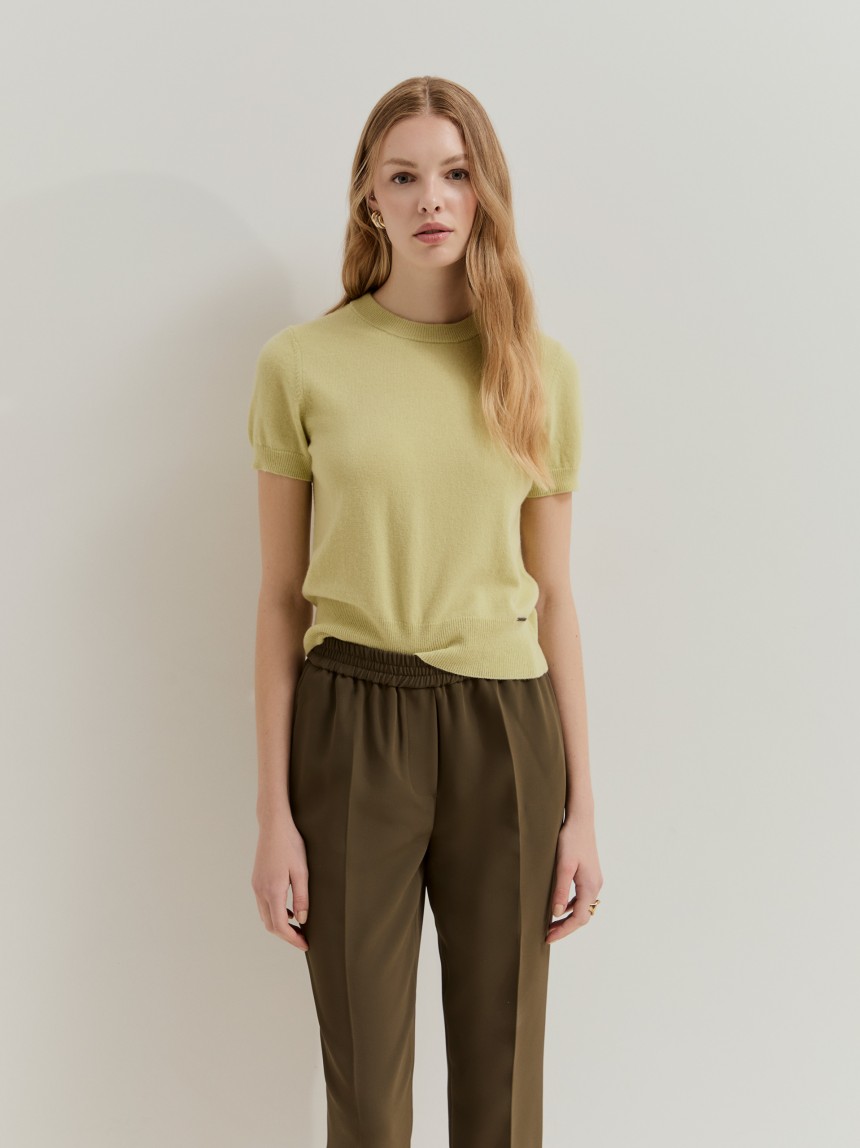 Flowy trousers with elastic waistband