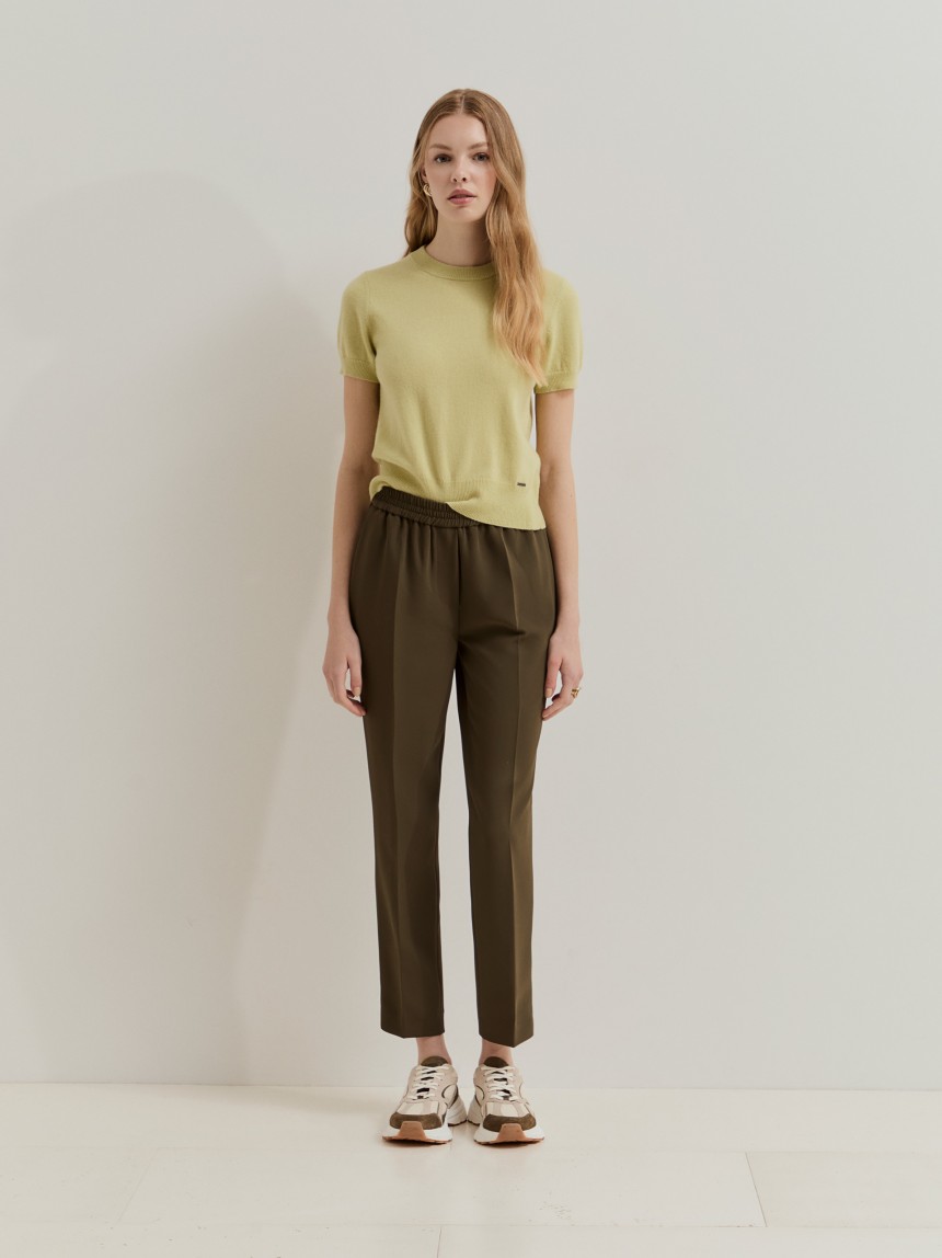 Flowy trousers with elastic waistband