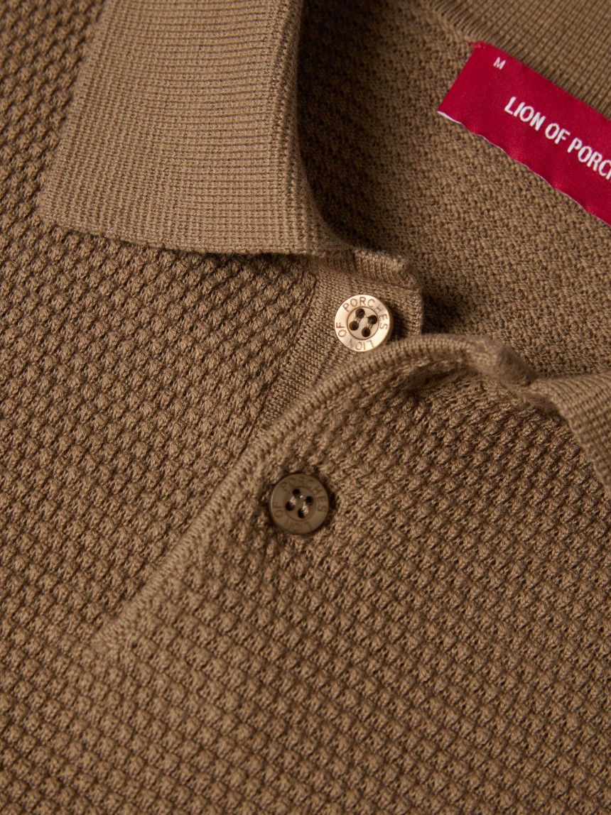 Polo de malha texturizada