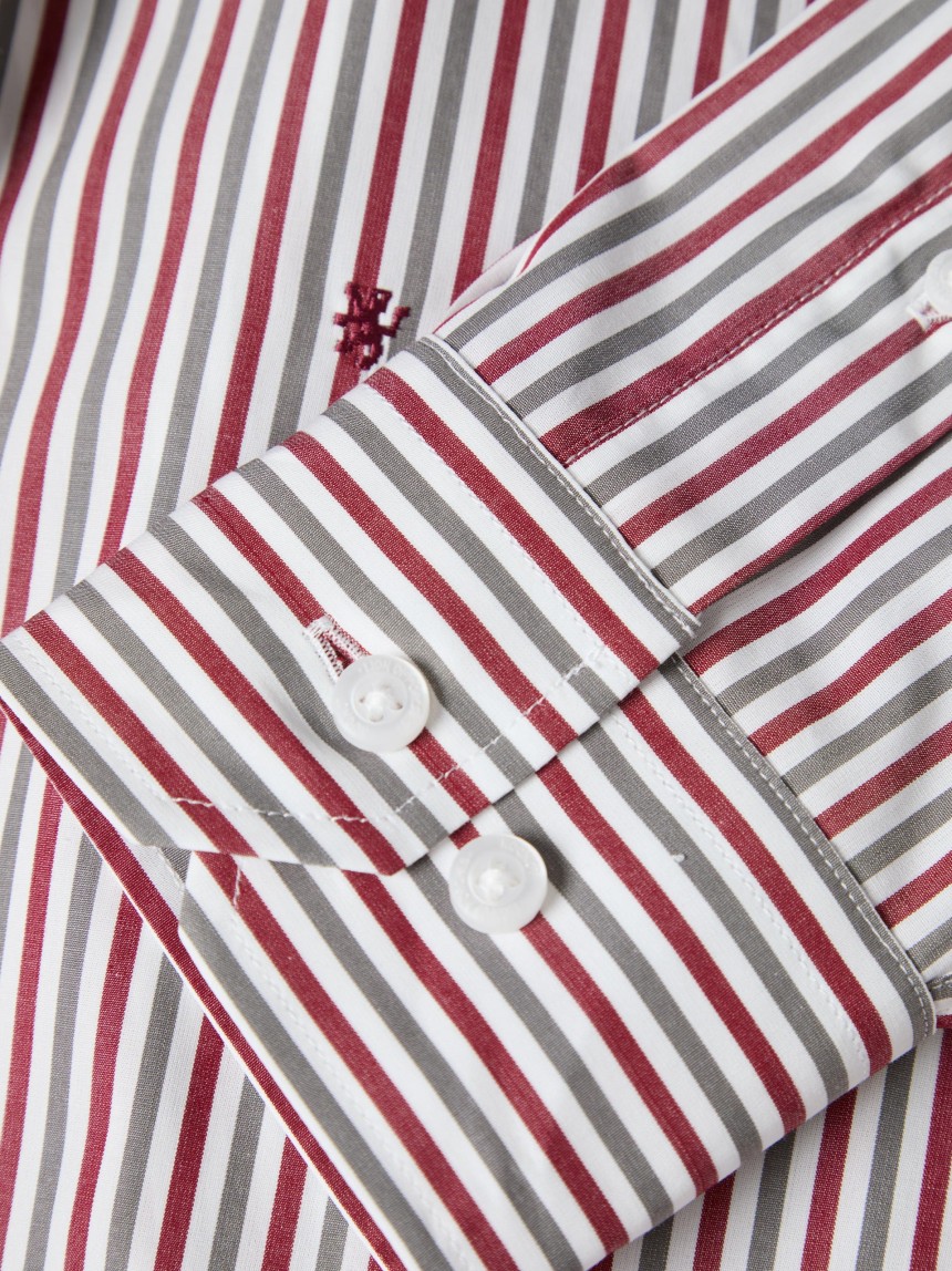 Camisa regular fit �s riscas