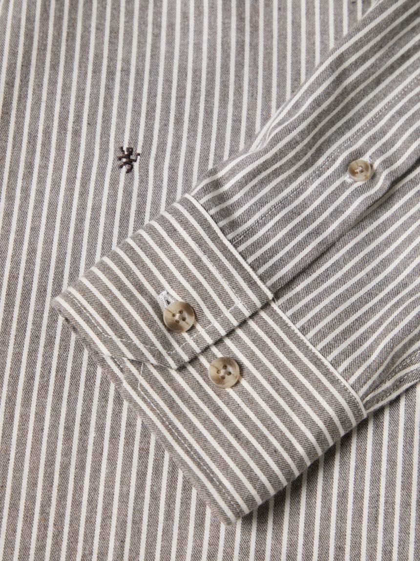 Camisa