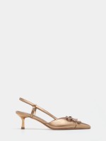 Sapatos de salto baixo