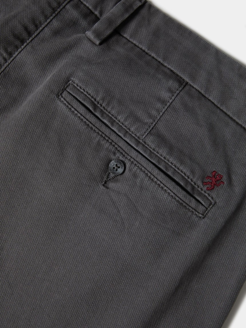 Cal�as chino regular fit