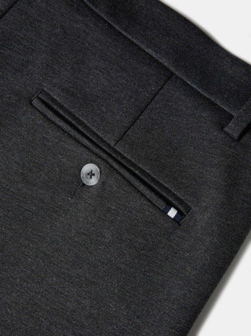 Regular-fit chino trousers