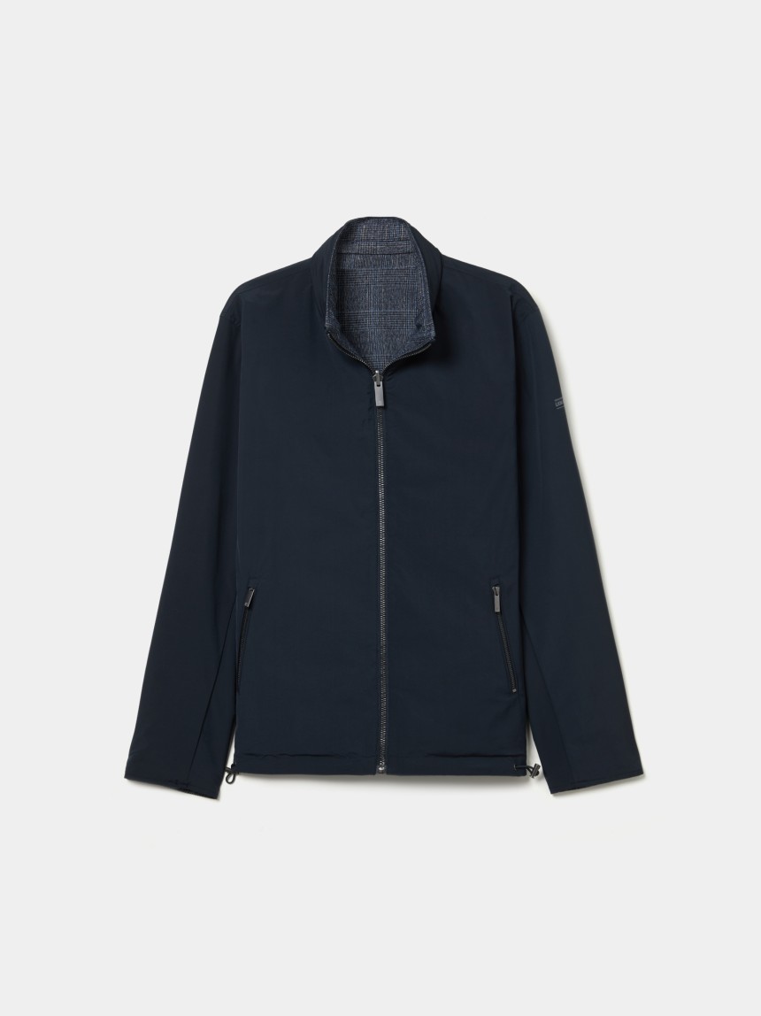 Reversible hooded jacket