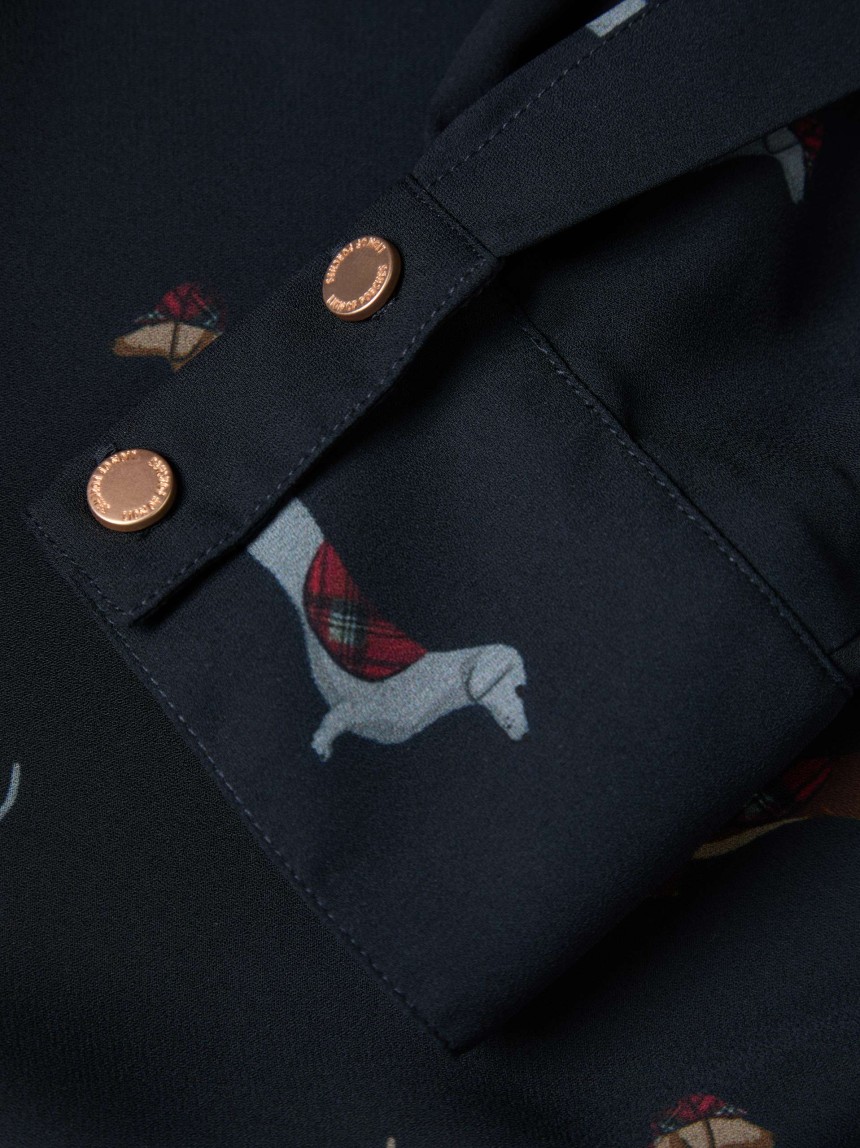 Camisa curta com c�es