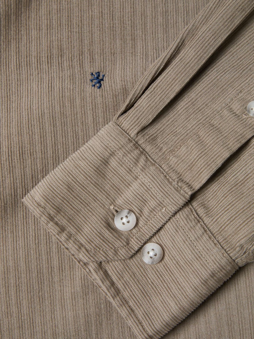 Camisa regular fit em bombazine