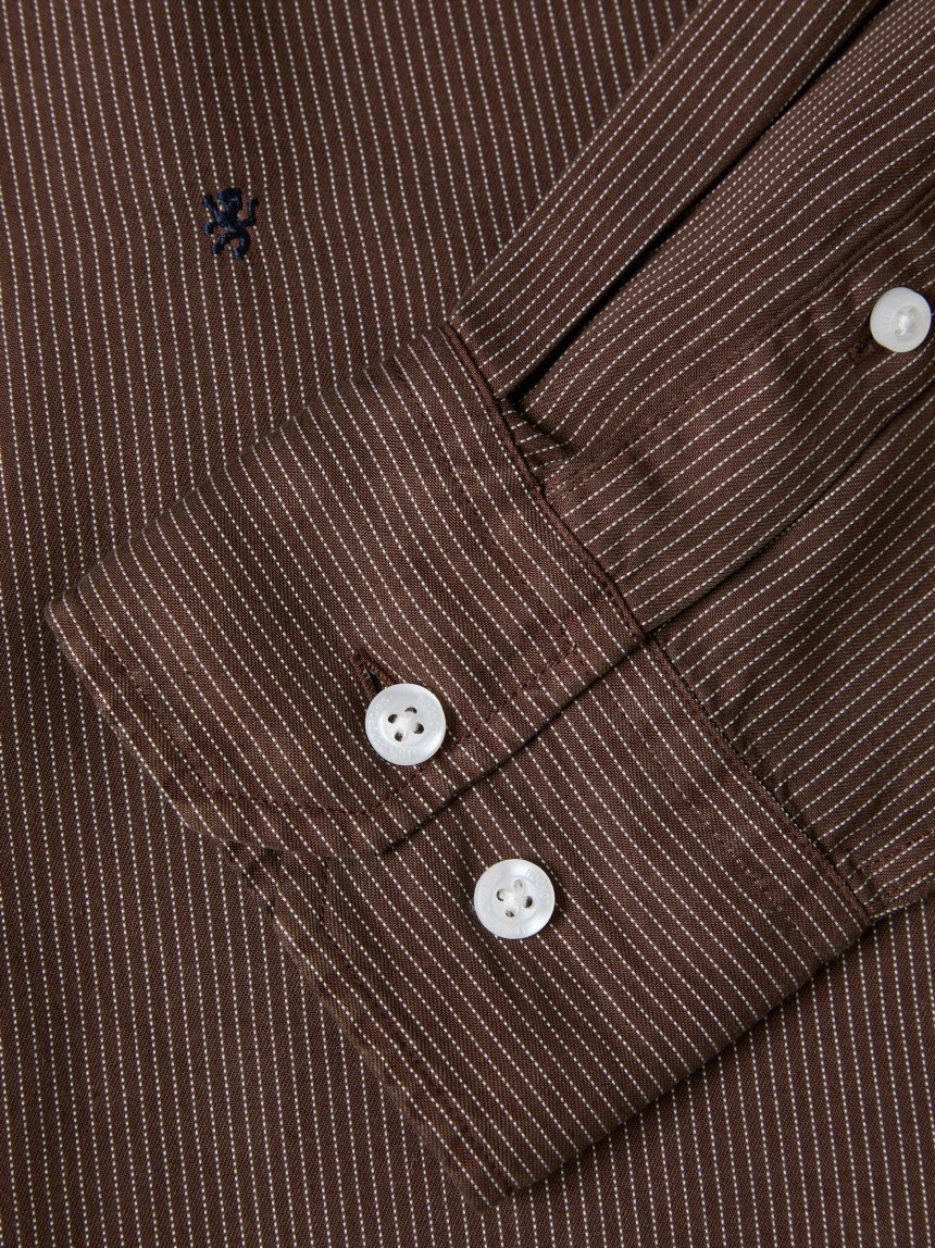 Camisa em liocel �s riscas