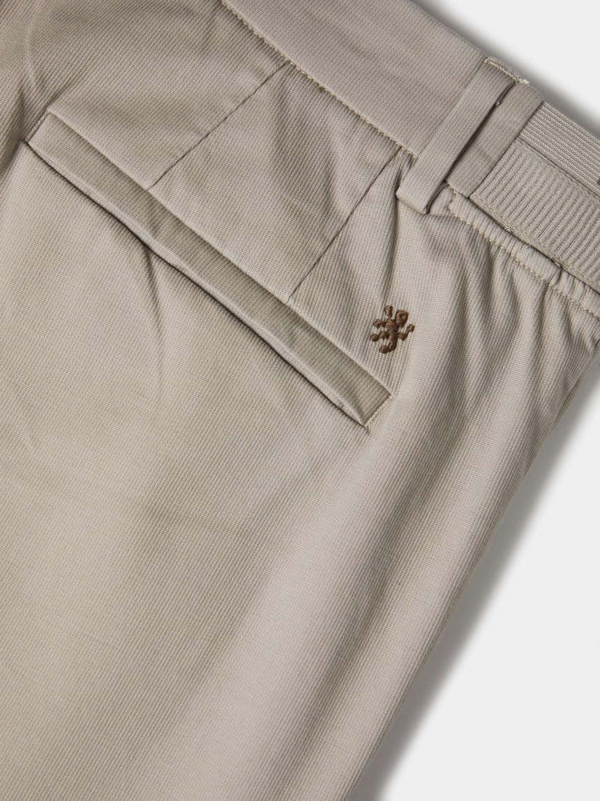 Cal�as chino regular fit